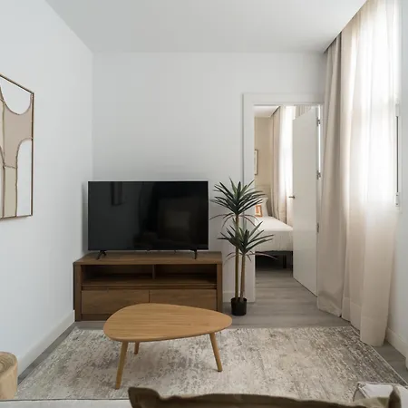 Апартаменти Avant Holidays By Canariasgetaway *