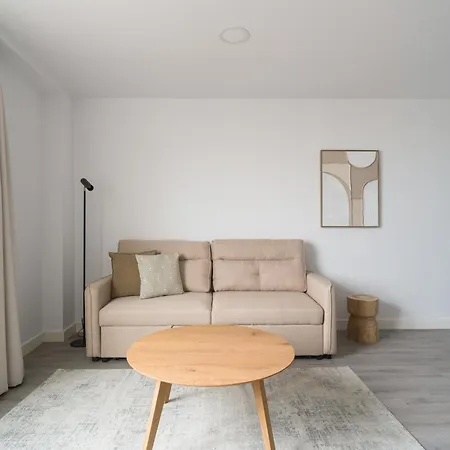 Апартаменти Avant Holidays By Canariasgetaway *