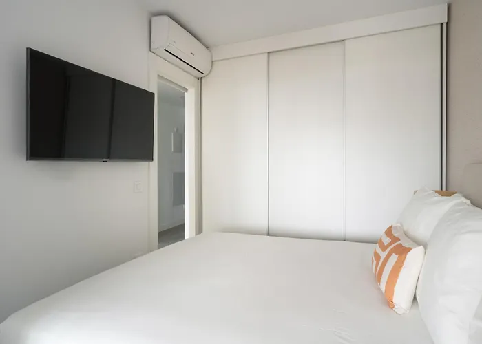 Avant Holidays By Canariasgetaway *